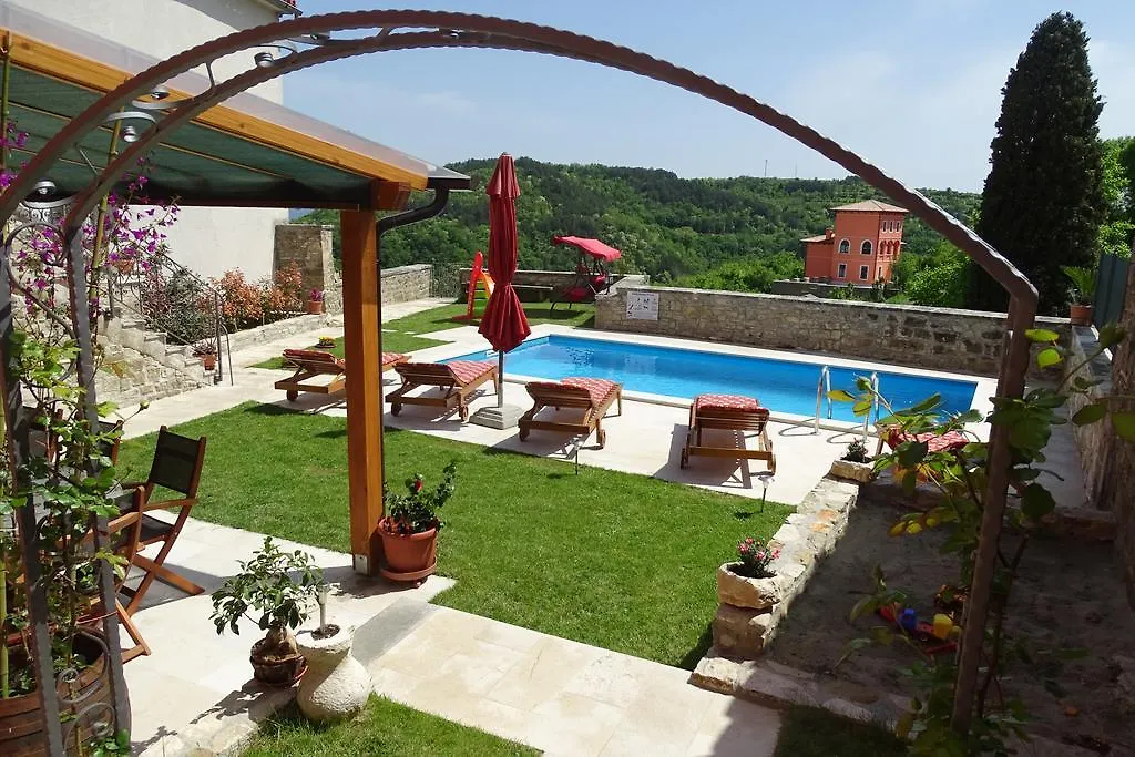 Villa Letizia Oprtalj Croazia